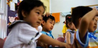 Çin’in ’tek çocuk’ politikası resmen tarih oldu