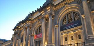 De-colonizing the “Universal Museum”