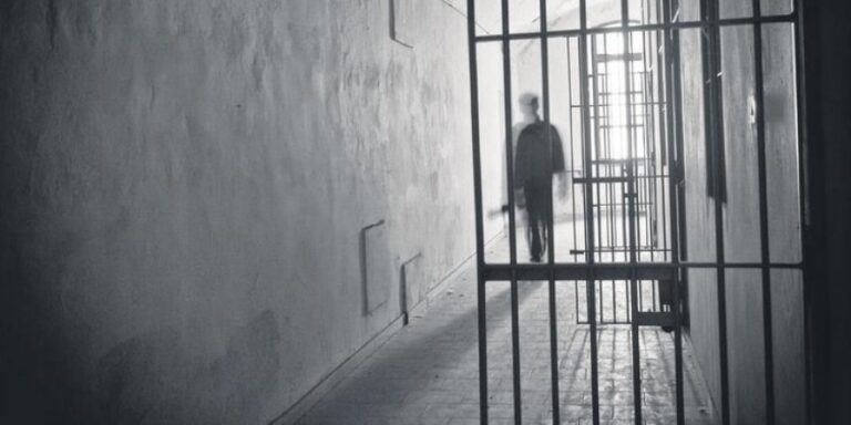 Başsavcılıktan ‘çıplak arama’ paylaşımlarına FETÖ soruşturması