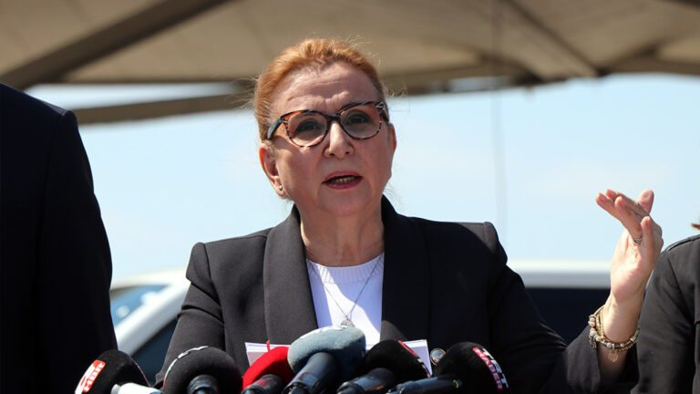 Ticaret Bakanlığı, Bakan Pekcan’ın şirketinden dezenfektan aldığını doğruladı