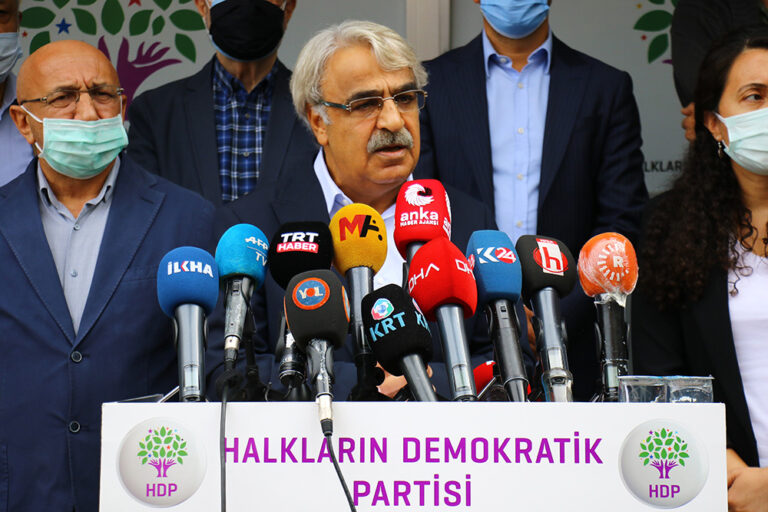 Mithat Sancar: “Partimizin 40 kişilik toplantısı olacaktı, amaç katliam yapmaktı”