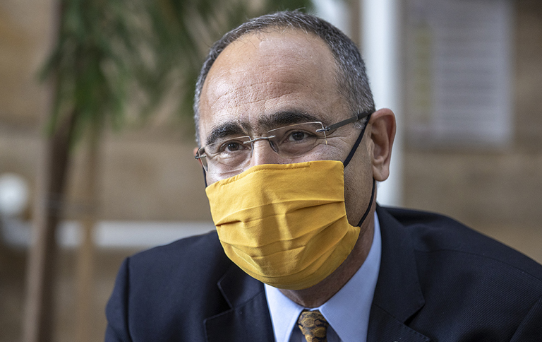 Hotamışlıgil: “Sinovac aşısı olanlar acilen 3. dozlarını olmalı”