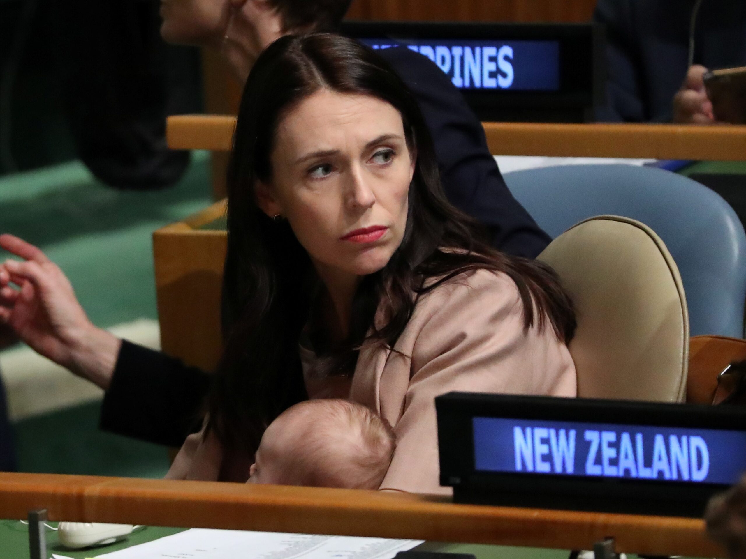 Macintosh HD:Users:yildirayogur:Desktop:rts22mpc-a6b0a052c5b2ada792666b4f85c2ad43a42e7a7c-1.jpg