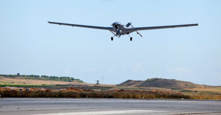 Ukrayna Rus mevzilerini Bayraktar SİHA’larıyla vurdu: Rusya’dan Türkiye’ye serzeniş