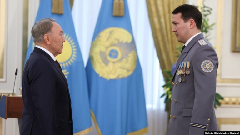 Nazarbayev’in yeğeni görevden alındı, damadı istifa etti: Tasfiye sürüyor