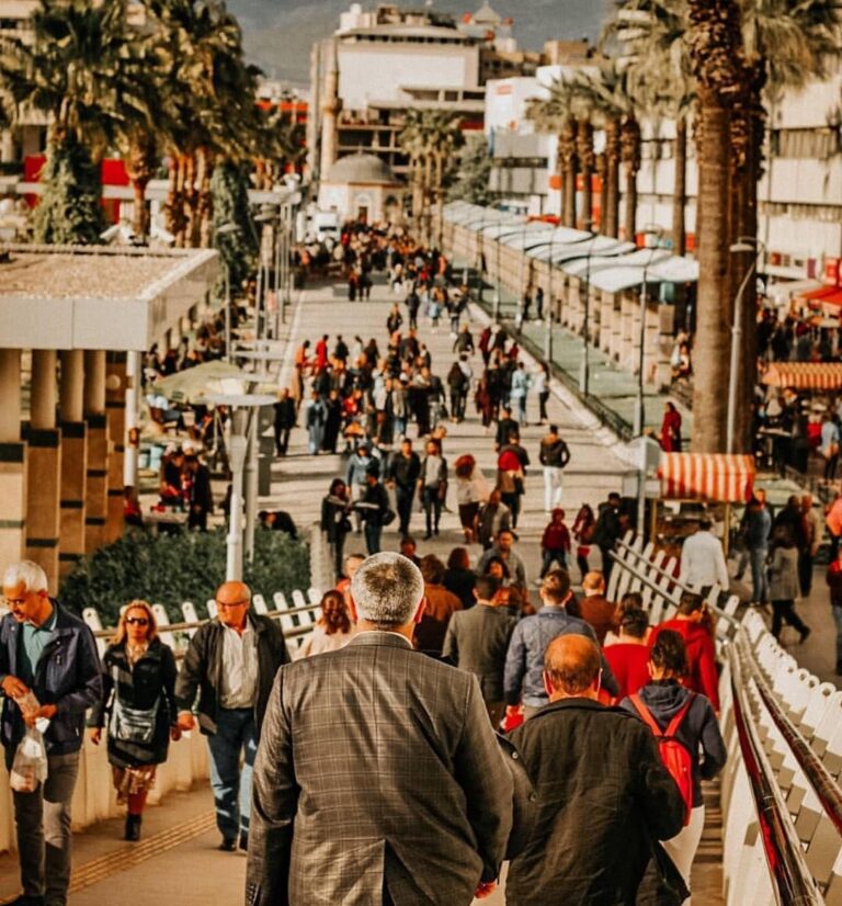 Uzlaşma iklimi ‘İzmir Duvarı’nı yıkar mı? Serbestiyet Uzlaşma iklimi ‘İzmir Duvarı’nı yıkar mı? Serbestiyet