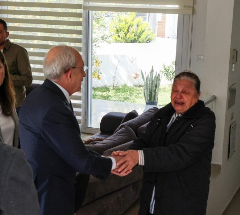 Kılıçdaroğlu İsias Otel’de hayatını kaybeden Kıbrıslı öğrencilerin aileleriyle görüştü: “Yavru vatanın çığlığına sessiz kalınmayacak”