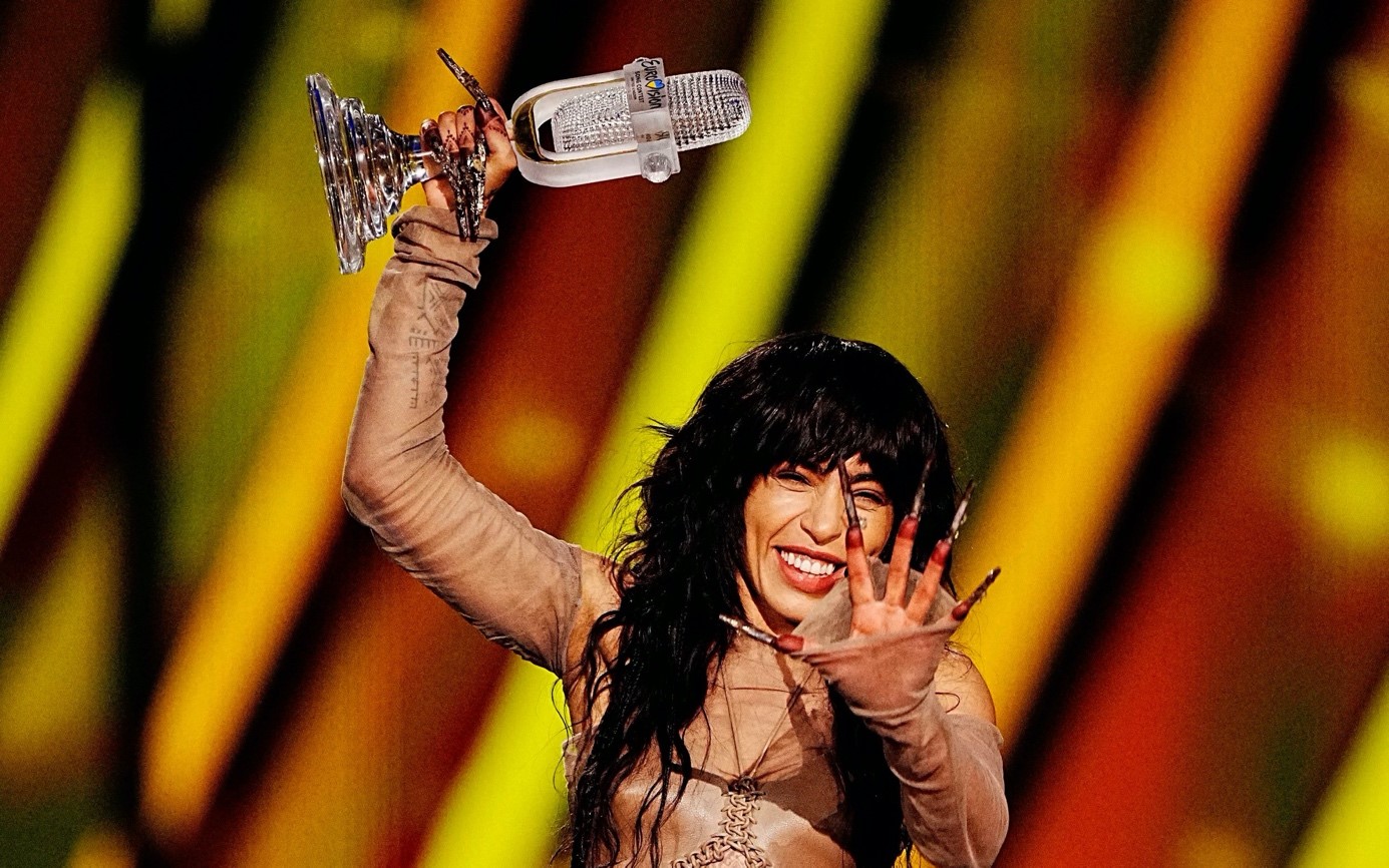 Loreen, Johny Logan’ın rekorunu egale etti, Eurovision’u ikinci kez