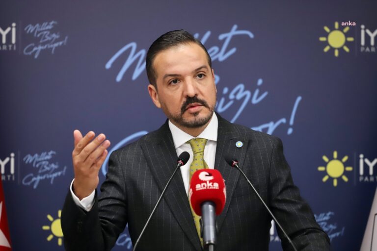 İYİ Parti’den Bahçeli’nin ittifak teklifine ilk yanıt: “26 Ağustos ruhuyla rotamız net, pusulamız millet!”