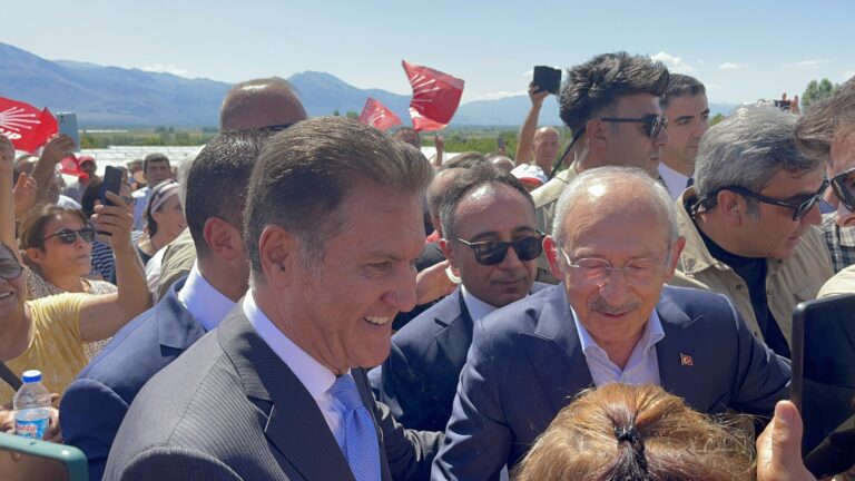 Kemal Kılıçdaroğlu yerel seçimlerin startını Erzincan’da verdi