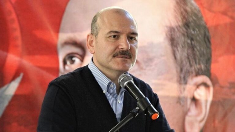 Soylu’dan AK Parti’ye sitemli mesajlar: “SERBEST ALAN OLDUĞUM İÇİN…”