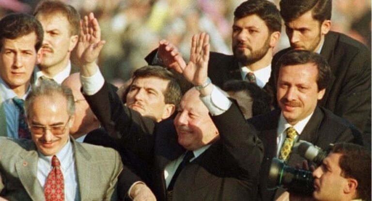 Karamollaoğlu ilk kez anlattı: “Erdoğan, 2006’da Erbakan’ın evini kuşattırdı. Hapse attırmaya çalıştı”