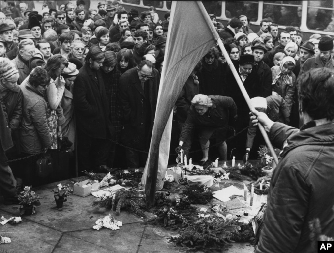 Fifty Years After His Self-Immolation, Czech Student Jan Palach Remains A  Symbol Of Defiance