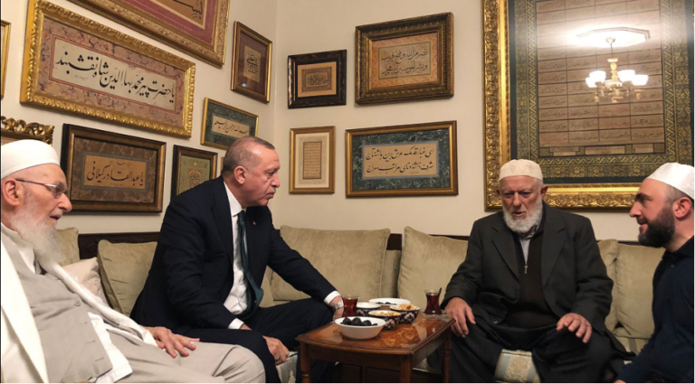 ANALİZ | Hasan Kılıç’ın vefatı sonrası İsmailağa’da ‘post kavgası’: Cübbeli harekete geçti. Ya damat, ya “muayyen şeyh”