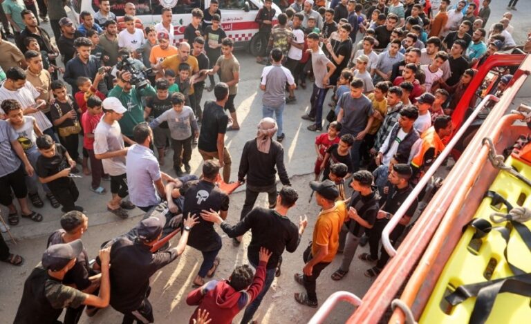 Refah’a saldırı başlıyor.  İsrail ordusu: Filistinliler bölgeden ayrılsın