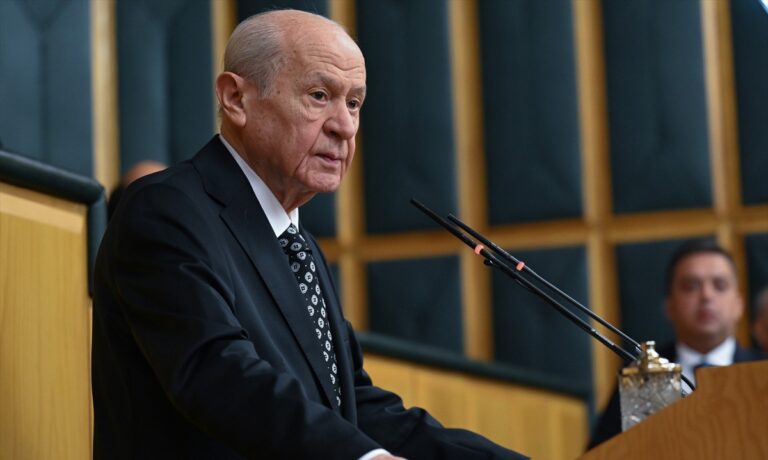 Bahçeli’den Ankara Emniyeti’ndeki operasyona destek: “Emniyet ve yargı içindeki soysuz çete…”
