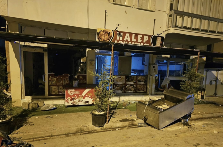 Konya’da Suriyelilerin işlettiği lokanta saldırıya uğradı: “Halep Lokantası vardı ya, artık yok”