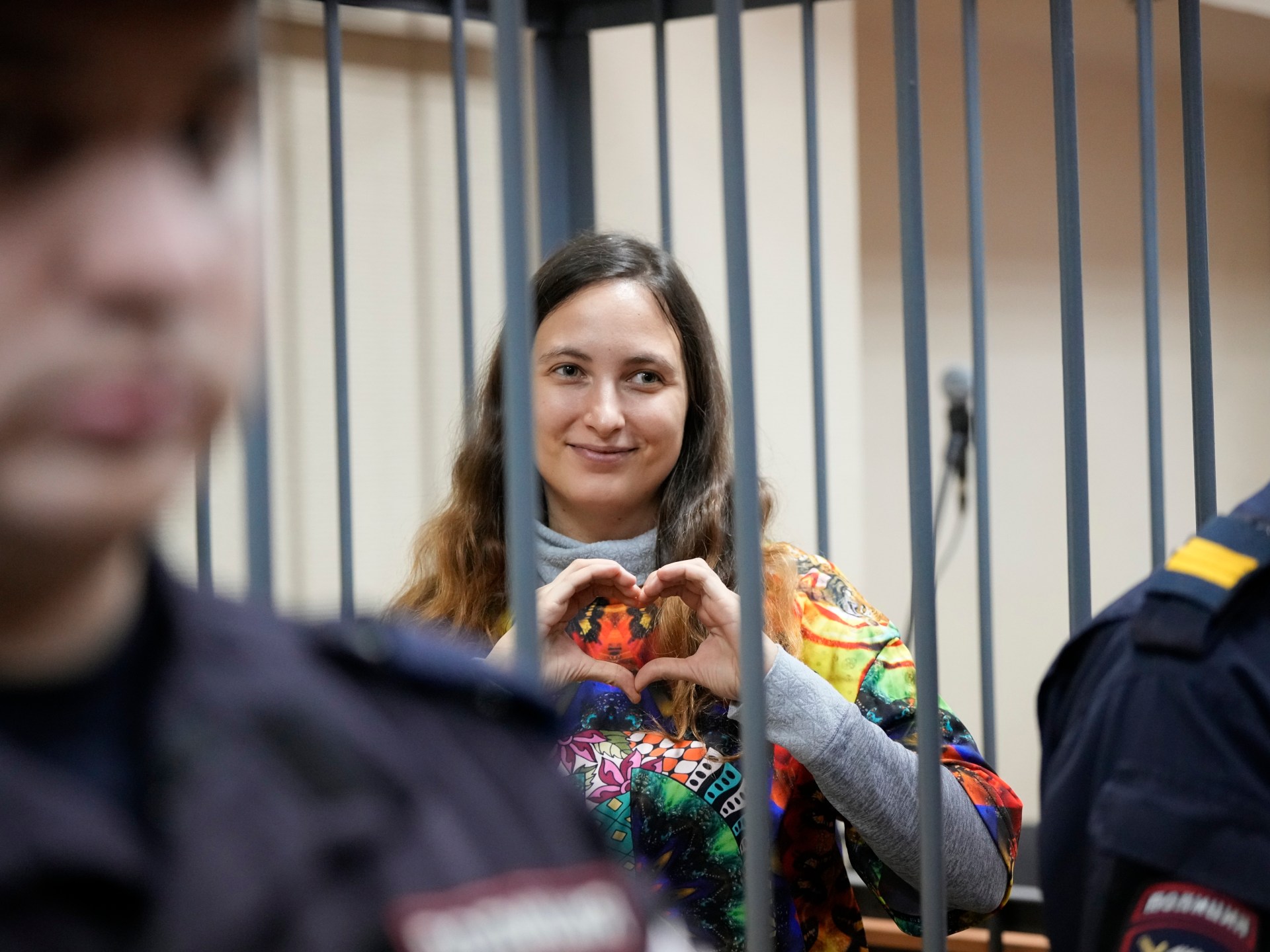 Past poshnali porno videolar Guruh jinsiy aloqa uchlik