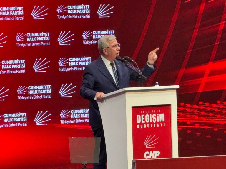 Mansur Yavaş: “Bir saat önce telefonla ‘Siz de konuşun’ dendi. Fitne ateşine odun atıyorsunuz”