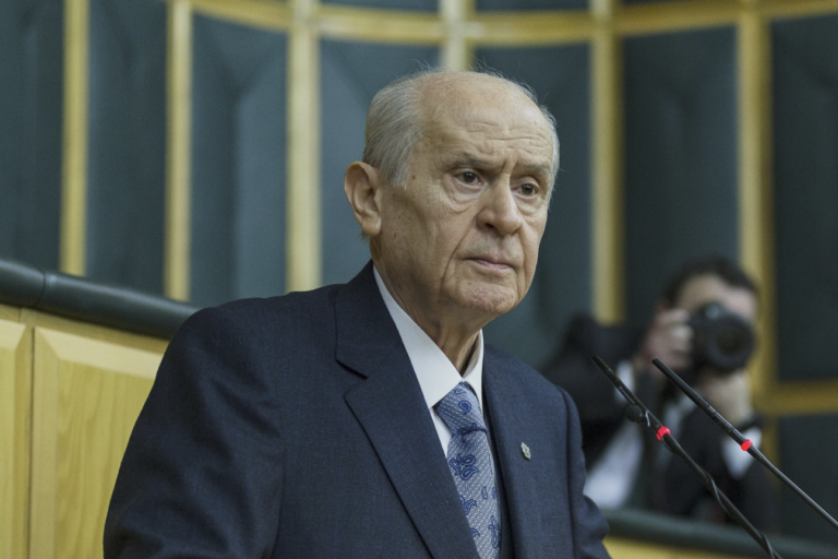 Bahçeli’den Öcalan için tarihi çağrı: Gelsin, TBMM’de DEM Parti grup toplantısında konuşsun, terörün tamamen bittiğini haykırsın
