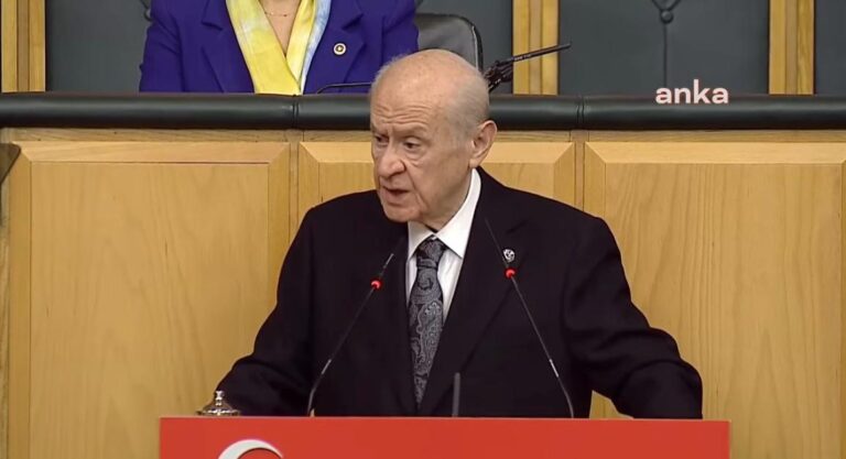 Bahçeli, “İmralı’yla DEM arasında yüz yüze temas gecikmeksizin yapılmalı” dedi. DEM, İmralı için başvurdu