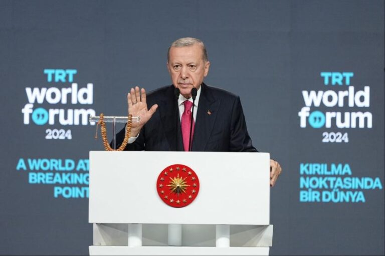 Erdoğan’ı “Gemiler Gazze’ye, Hayfa’ya değil” diyerek protesto eden 9 kişi tutuklandı