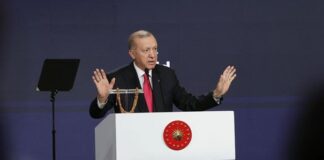 “Protestocular birbirlerini tanımıyorlar bile, Cumhurbaşkanı’nı değil SOCAR CEO’sunu protesto ile başladı”