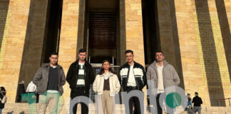 İhraç edilen 5 teğmen, Anıtkabir’i ziyaret etti