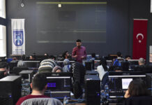 ABB başkentlilerin kariyer yolculuklarına destek oluyor: Ansera TechBridge’deki “Akademi Ankara” eğitimleri devam ediyor.