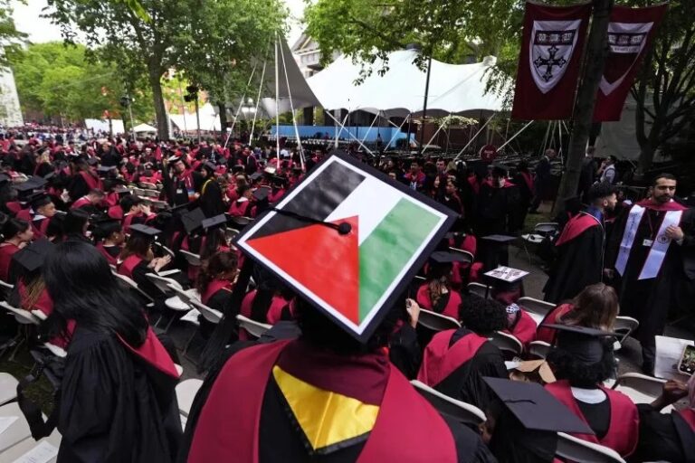 Trump Harvard’ın ‘fişini çekti’