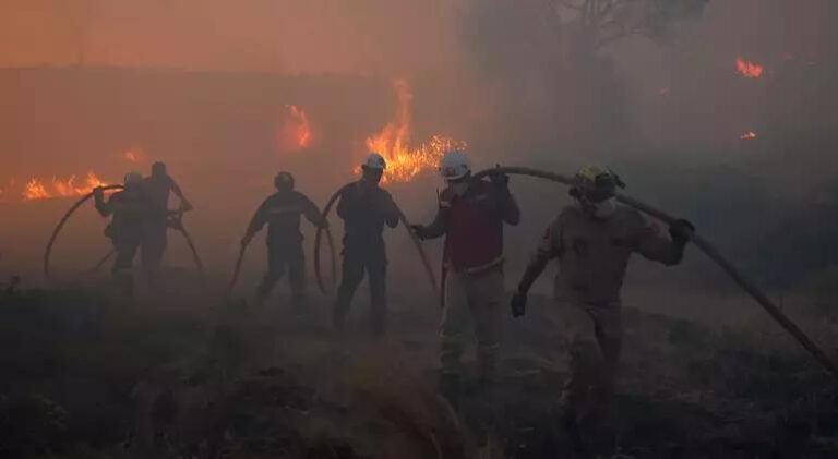 İzmir yangınları sürüyor: Çeşme, Buca, Ödemiş’te iki can kaybı var. İzmir Valisi: “Sabotajdan kaynaklı yangın yok”
