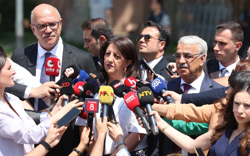 DEM Parti heyeti İmralı’dan döndü