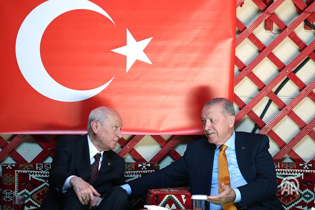 Erdoğan’dan Ahlat’ta Bahçeli ile “Terörsüz Türkiye mesajları: “Son düzlüğe varmış bulunuyoruz”