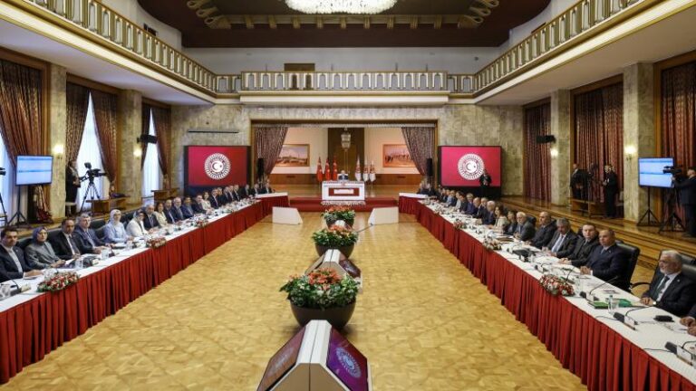 Kalın, Güler, Yerlikaya komisyonda konuşacak: Oybirliğiyle kapalı olacak, 10 yıl boyunca açıklanmayacak