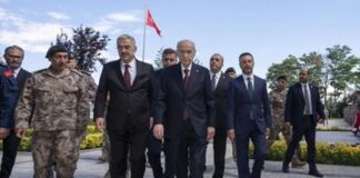 MHP yöneticisinden Yerlikaya iması mı? “KAHRAMAN’lara sahip çıkan irade lazım” Bahçeli’nin elini öpen Özel Harekat Başkanı görevden alınmıştı