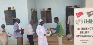 İHH iç savaşın sürdüğü Sudan’da 5 milyona insana yardım ulaştırdı. Büyükelçi: “333 konteynere ulaştı”