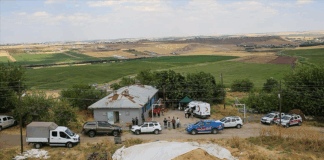 Ali Duran Topuz’un Narin cinayeti dizisinin ikinci bölümü: “Sessizlik”. “‘Aile biliyor ama susuyor’ karinesi”