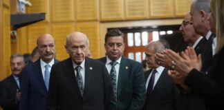 77 yaşındaki Bahçeli ne yapmak, nereye varmak istemektedir?