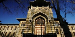 İstanbul Erkek Lisesi ve olaylar: Tarafımız hangisi?