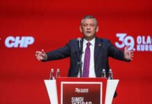 CHP gitse miydi, gitmese miydi?