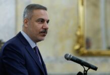 “Bir ülkede iki ordu olmaz ama yerel yönetim konusunda farklı bir uzlaşıya varılabilir”