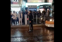 Çözüm sürecine karşı tek kişilik eylem yapan trafik polisi görevden uzaklaştırıldı