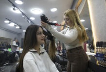 Mersin Büyükşehir’den kadınların ekonomik özgürlüğüne “Mercek” desteği