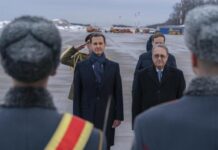 Esad’lar sürgünde bile zulme devam etmiş: Fahiş otel faturası asistana, öğrenciye sürgün