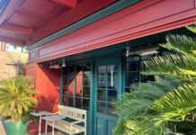 Belki de çürüyen toplum değildir?