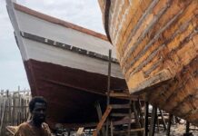 Gana’da kıyamet günü: Ebo Nuh ve taraftarları gemilerde tufanı bekliyor, kıyamet kopmazsa parti var