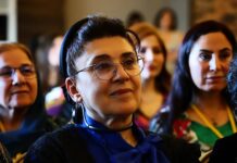 Leyla Zana Amedspor maçına gidiyor