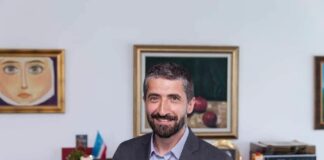 Yeni TÜSİAD Başkanı: 50 yaşında, Tokatlı, hem meyve suyu yapıyor hem şarap