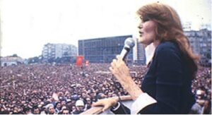 Vasiyeti divana kalanlar: Mezarlarına kuşlar mı konar…