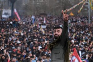 Geleneğin inşası açmazı içinde biz kimiz?